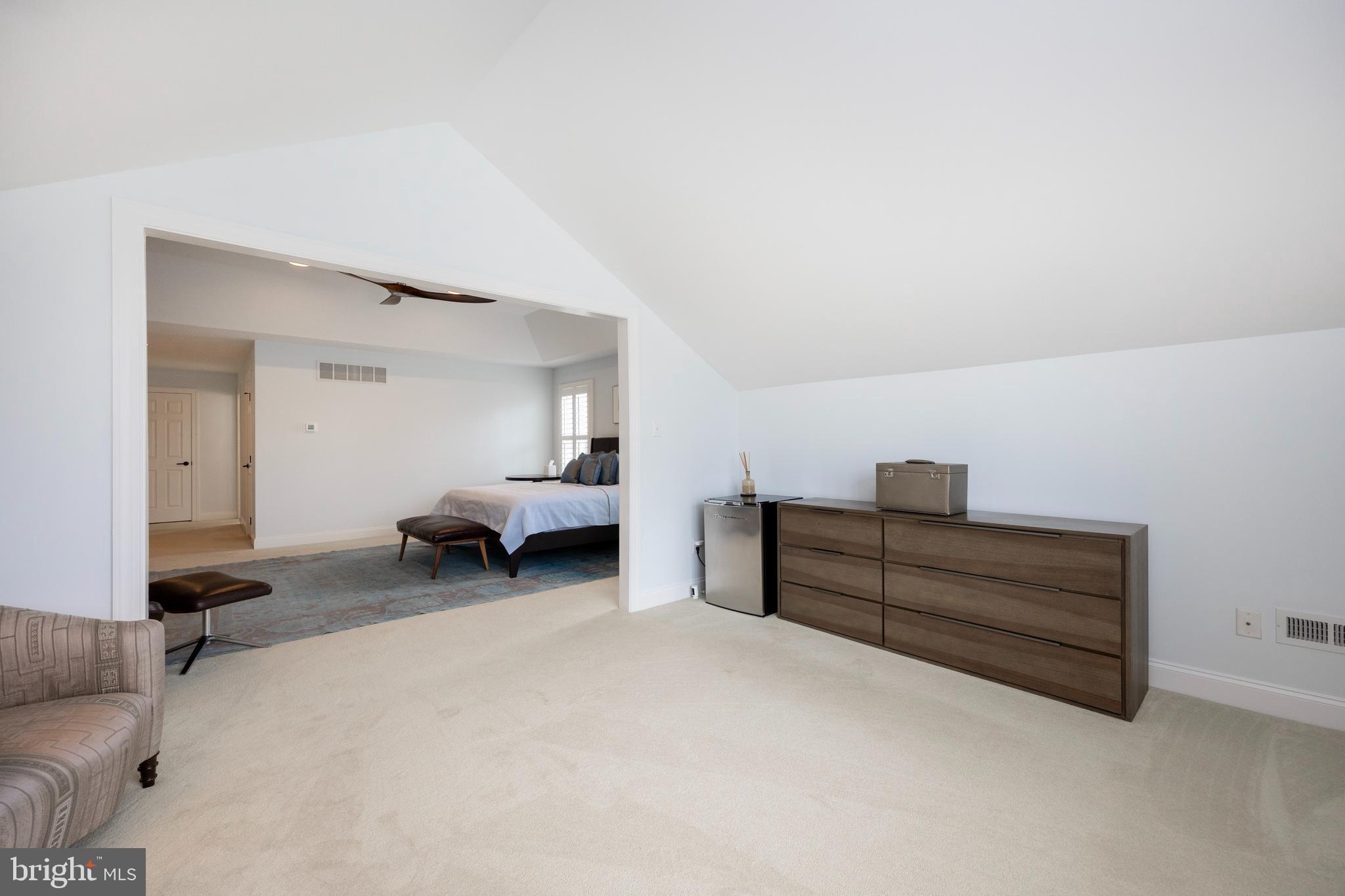 ROCKFORD CROSSING - Residential