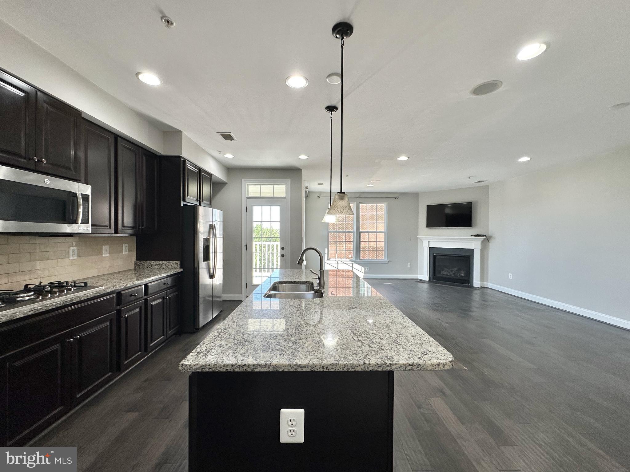 5202 STREAM BANK LANE 301M