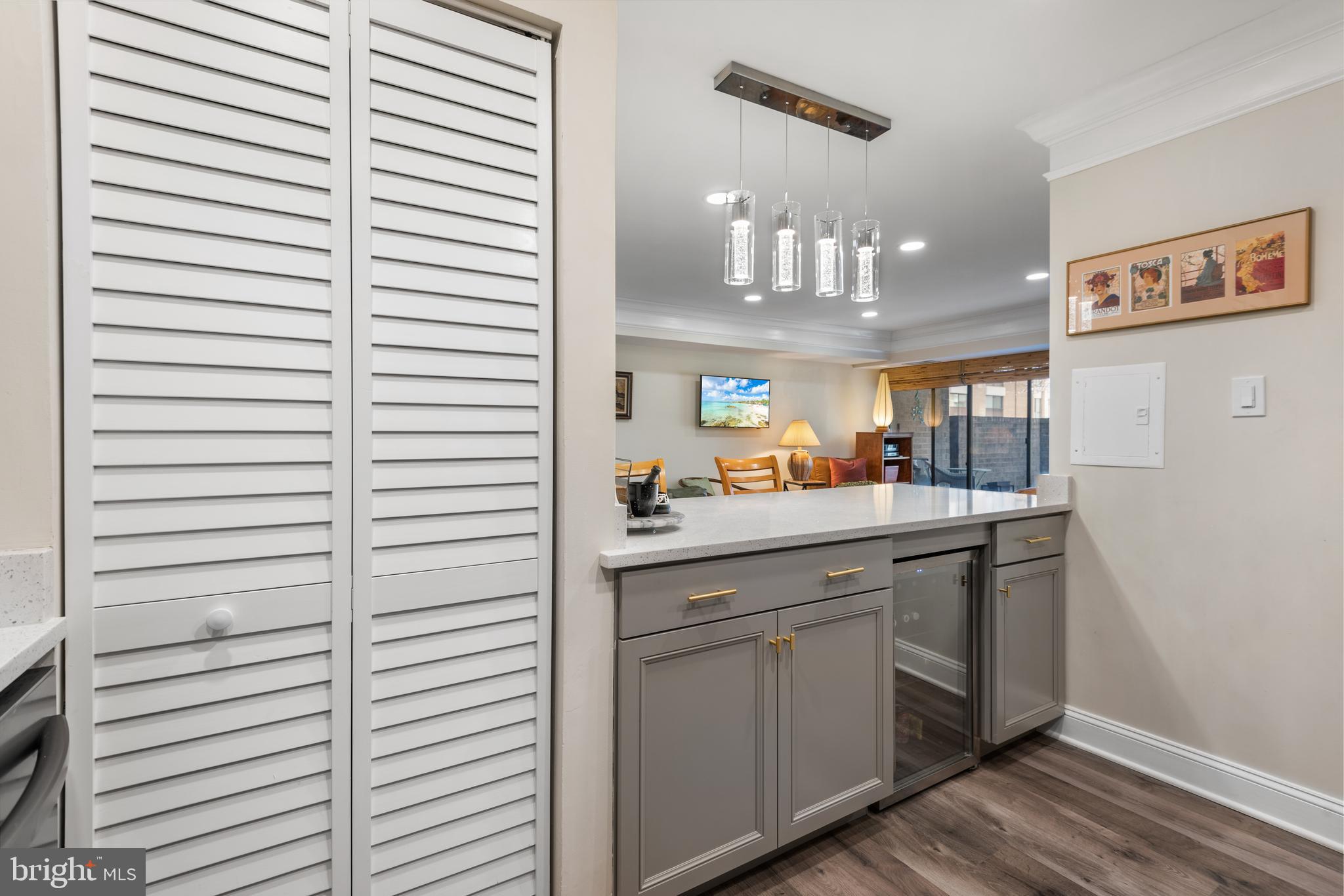 AMERICANA CENTRE - Residential