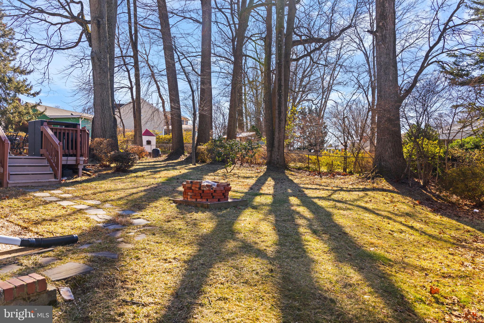 7011 MURRAY LANE