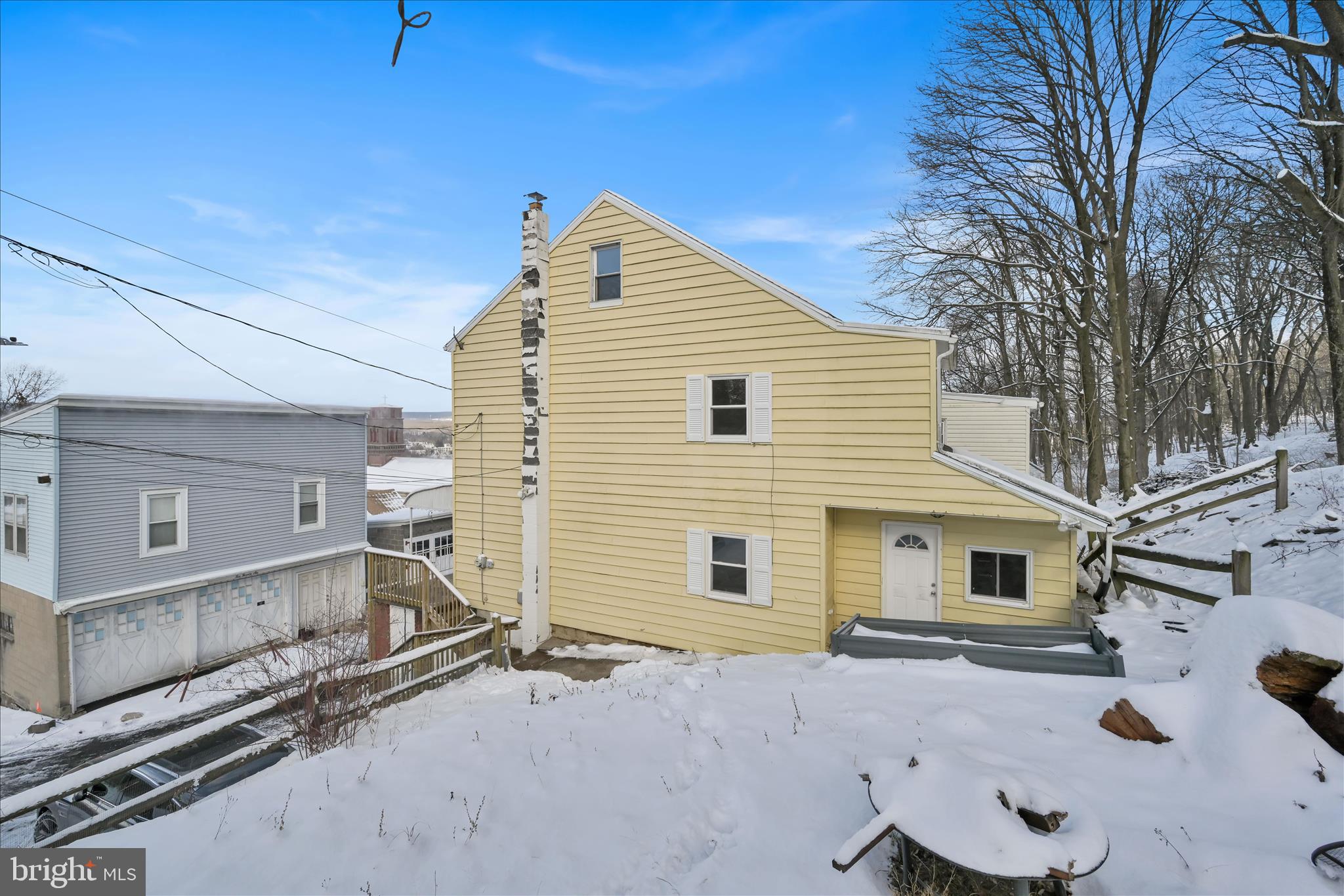 POTTSVILLE - Residential