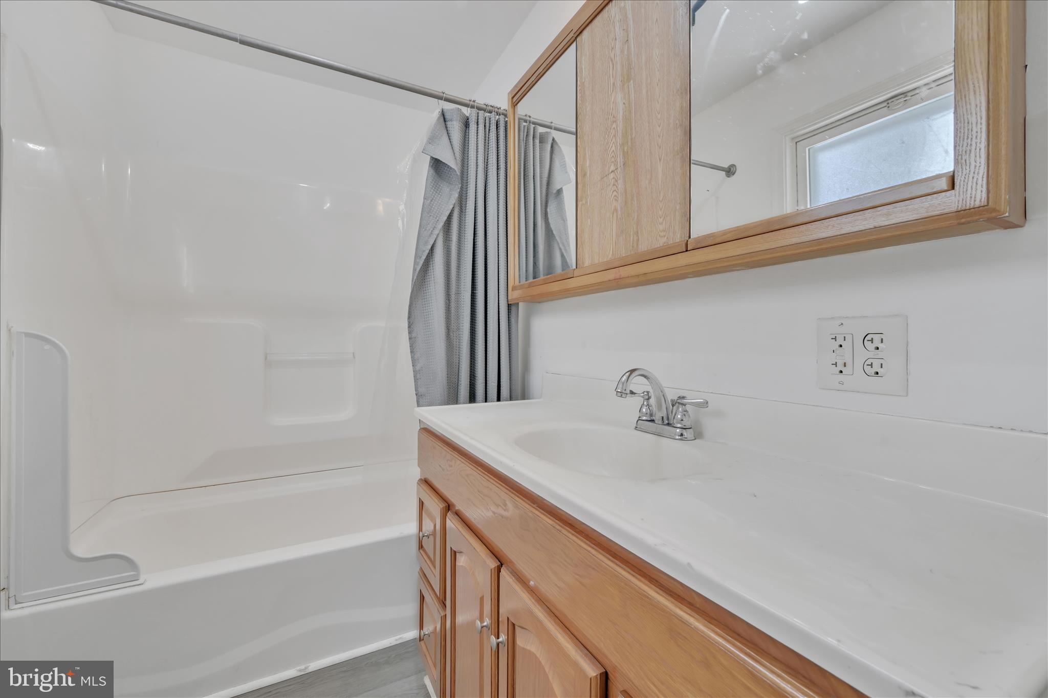 POTTSVILLE - Residential