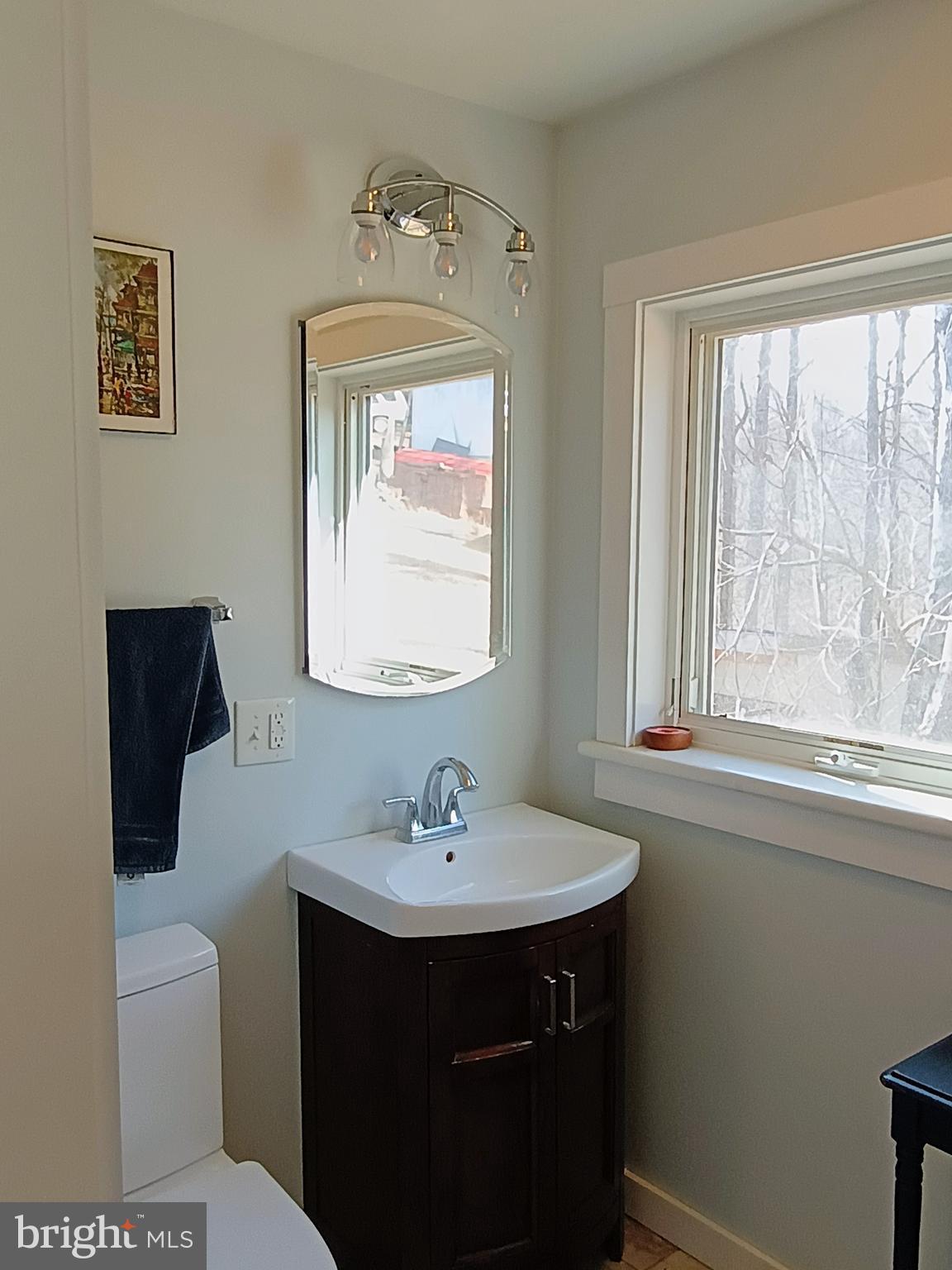 MOONSHINE MOUNTAIN - Residential