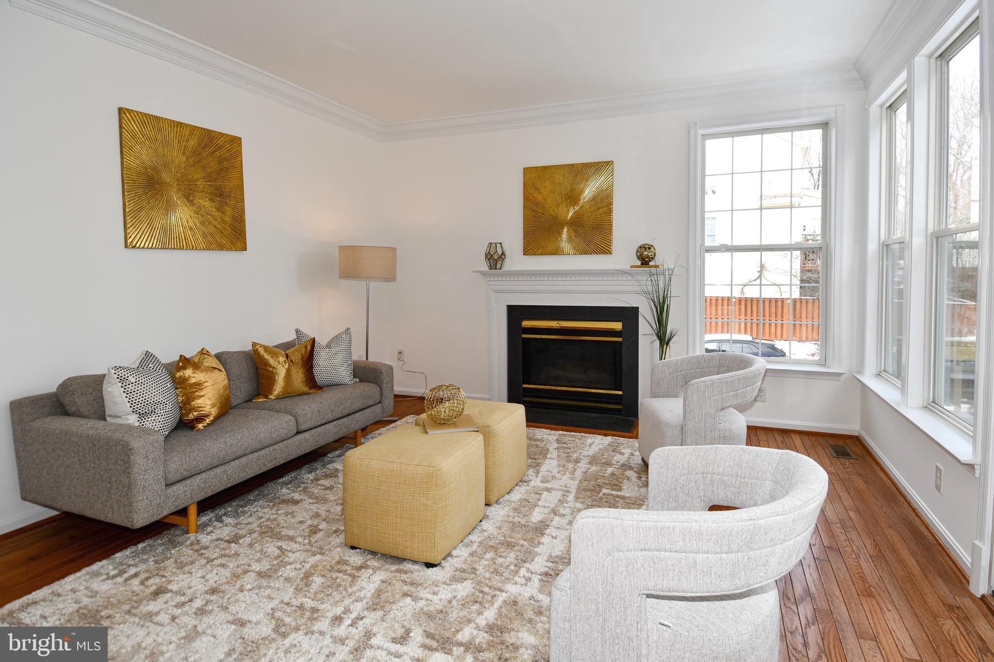 LOWES ISLAND - Residential