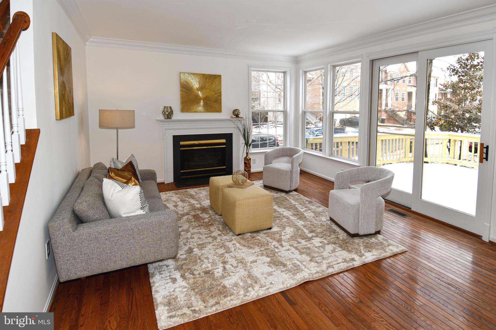 LOWES ISLAND - Residential