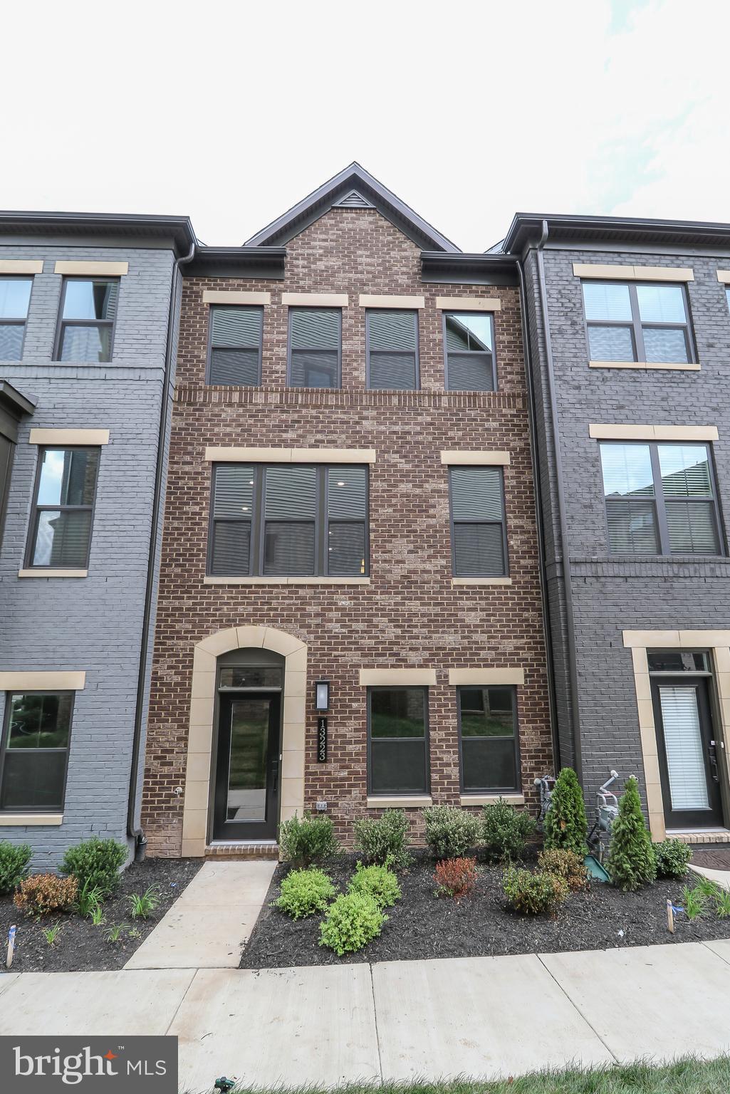 WATERVIEW AT WOODLAND PARK - Residential Lease