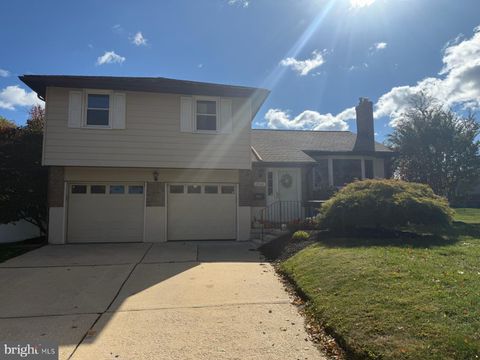 1902 LONGCOME DRIVE WILMINGTON DE 19810