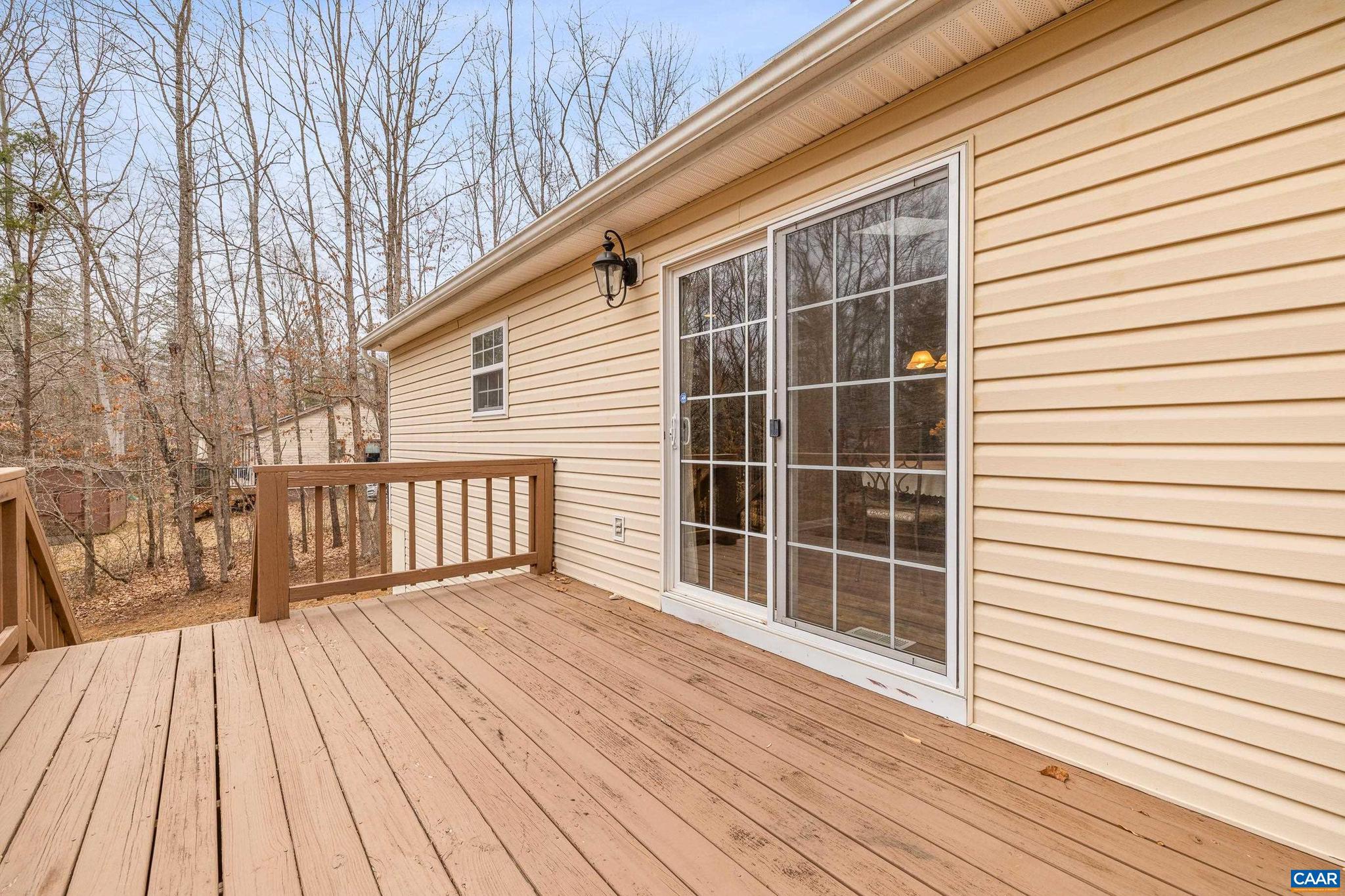 LAKE MONTICELLO - Residential