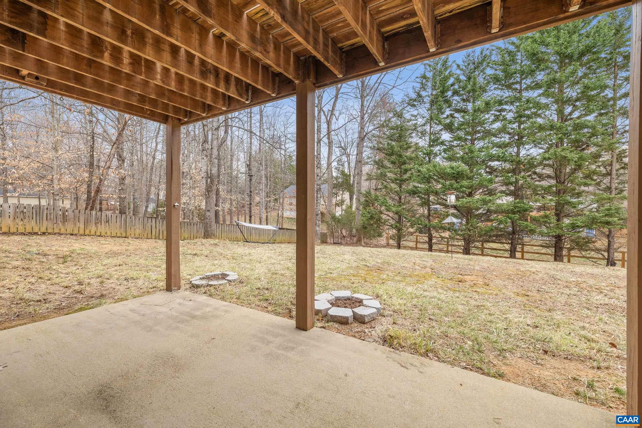 LAKE MONTICELLO - Residential