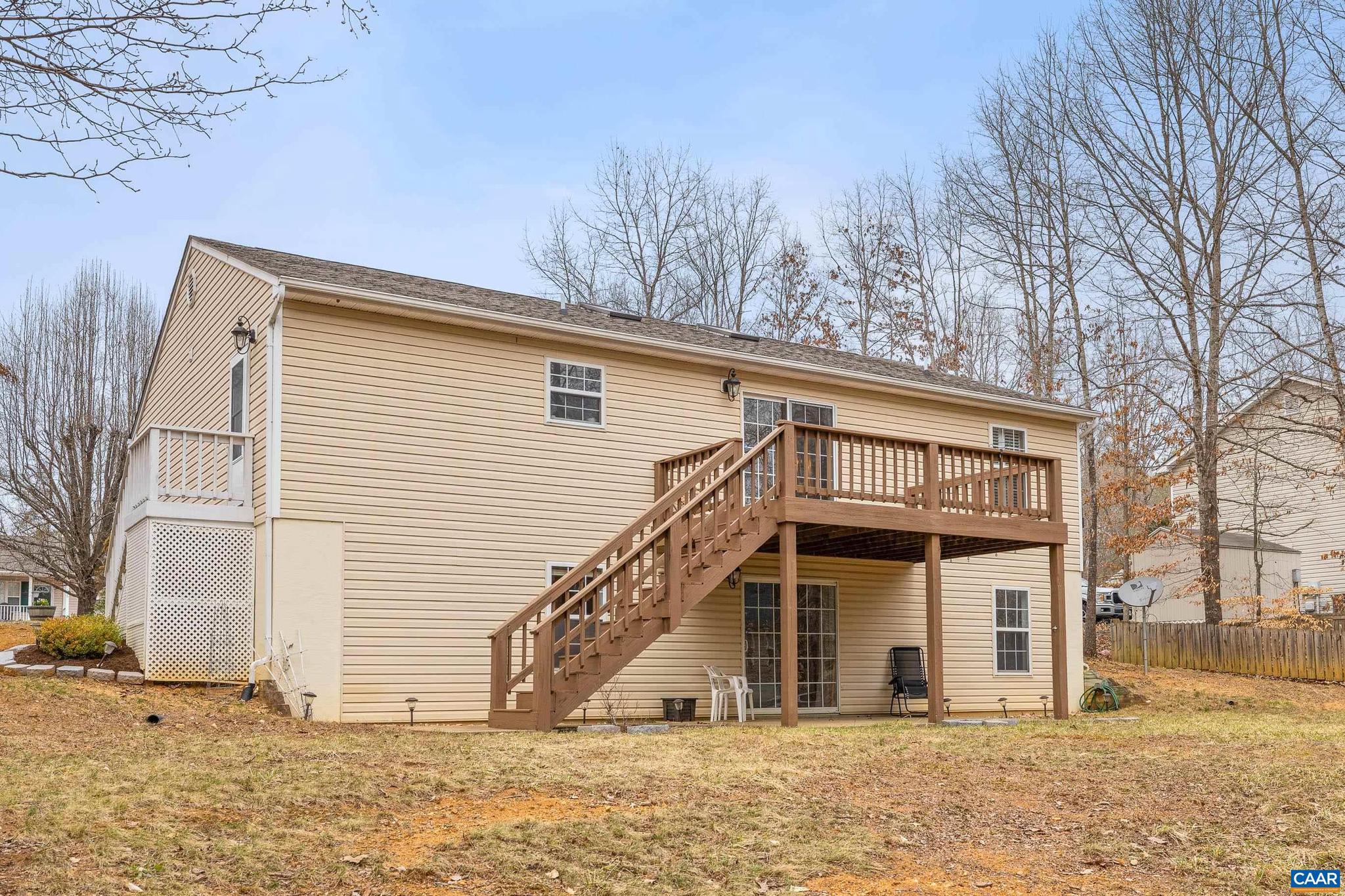 LAKE MONTICELLO - Residential