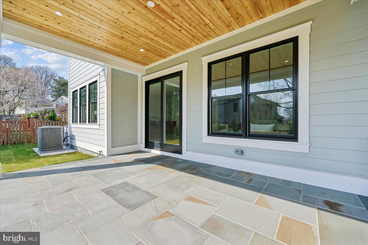 GARRETT PARK ESTATES - Residential