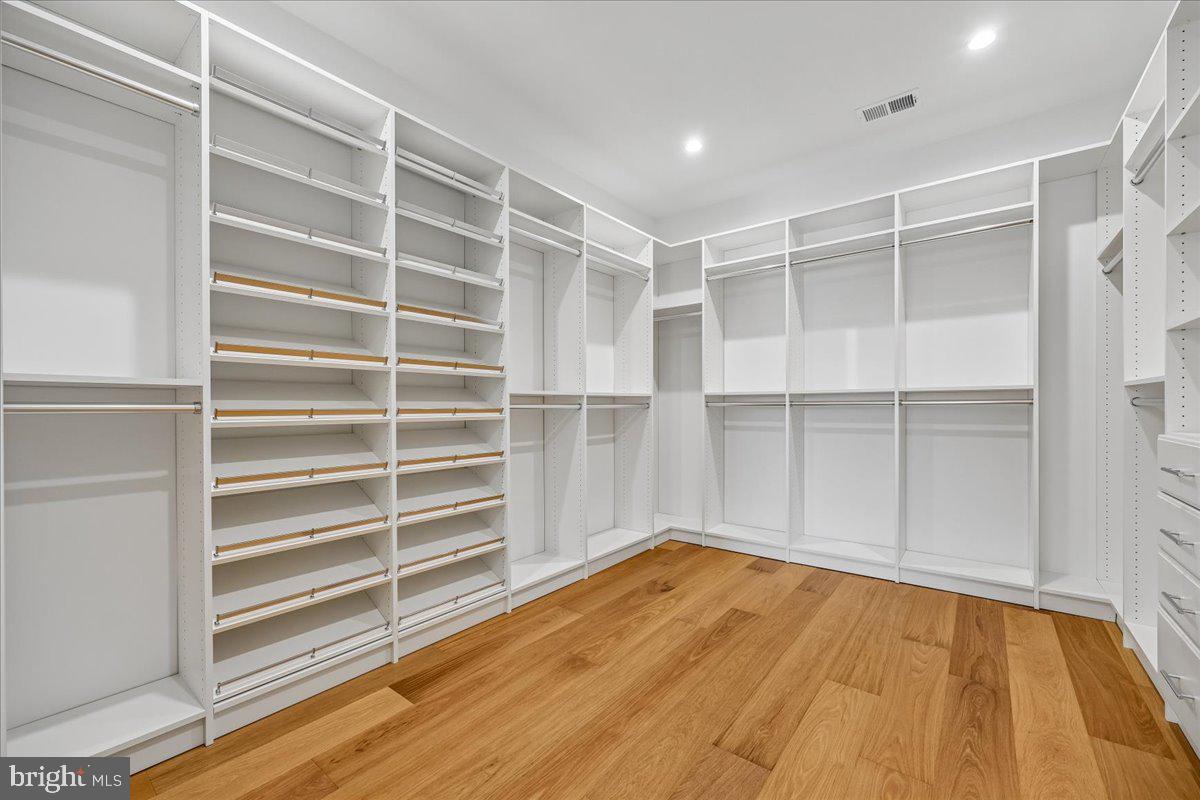 GARRETT PARK ESTATES - Residential