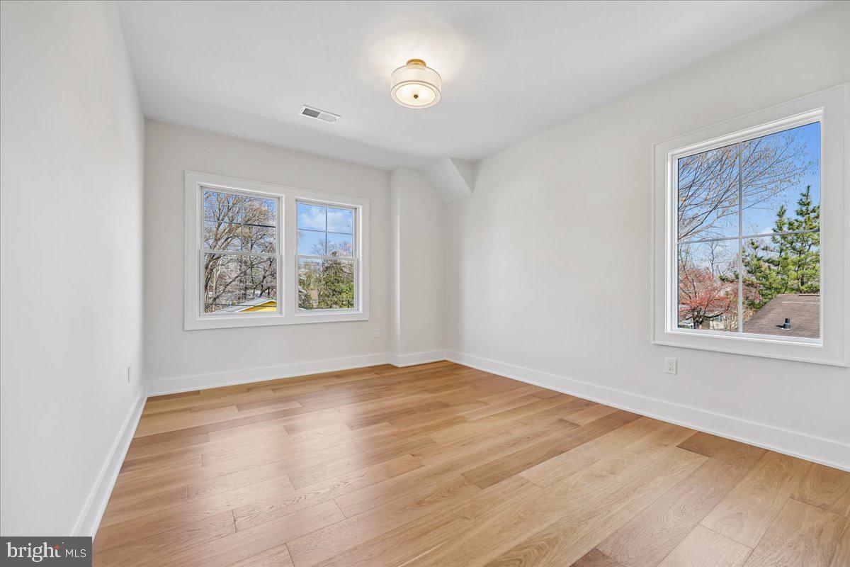 GARRETT PARK ESTATES - Residential