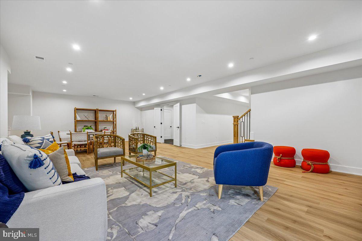 GARRETT PARK ESTATES - Residential