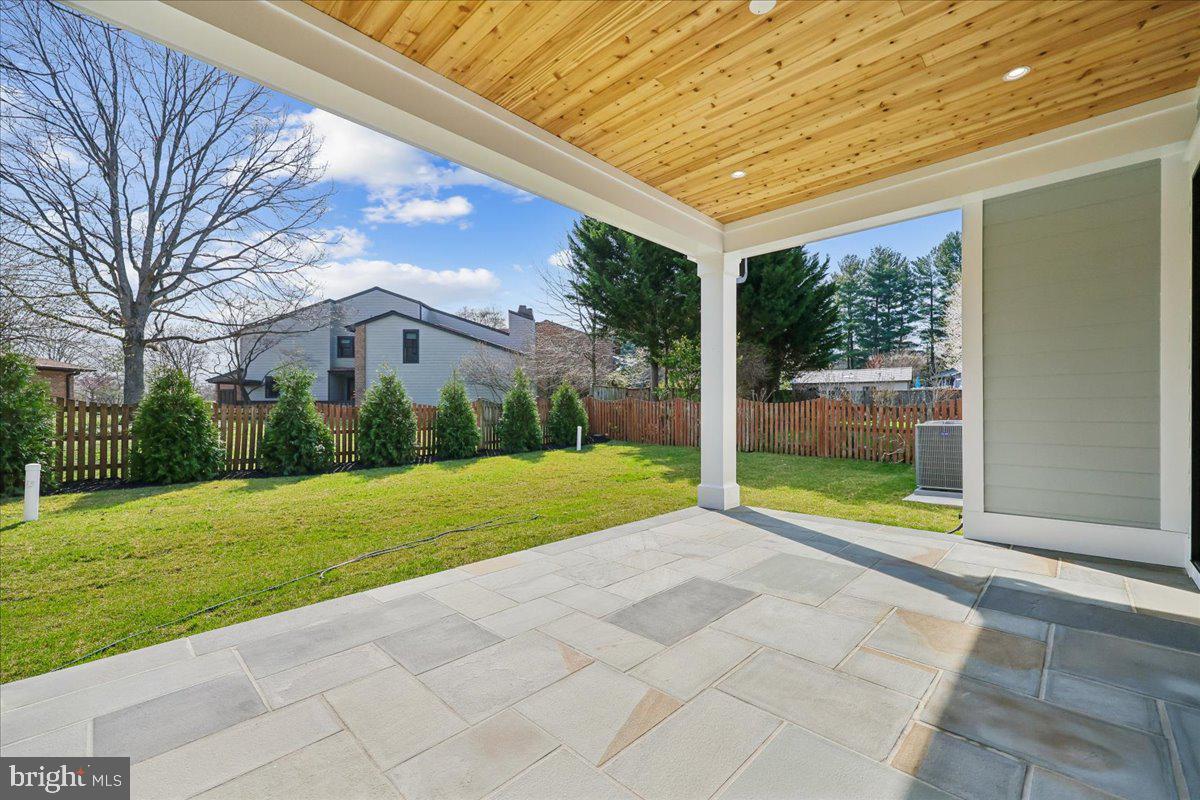 GARRETT PARK ESTATES - Residential