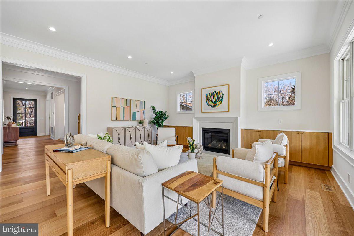 GARRETT PARK ESTATES - Residential