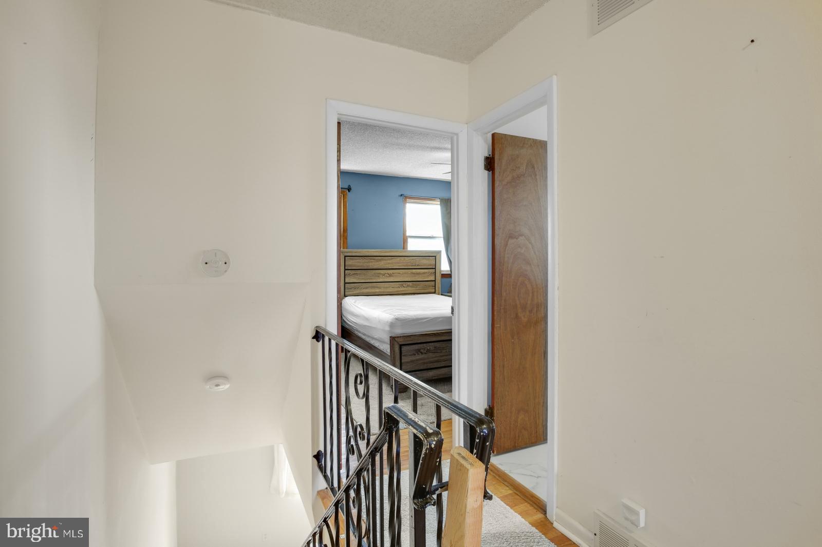 ROXBOROUGH - Residential Lease