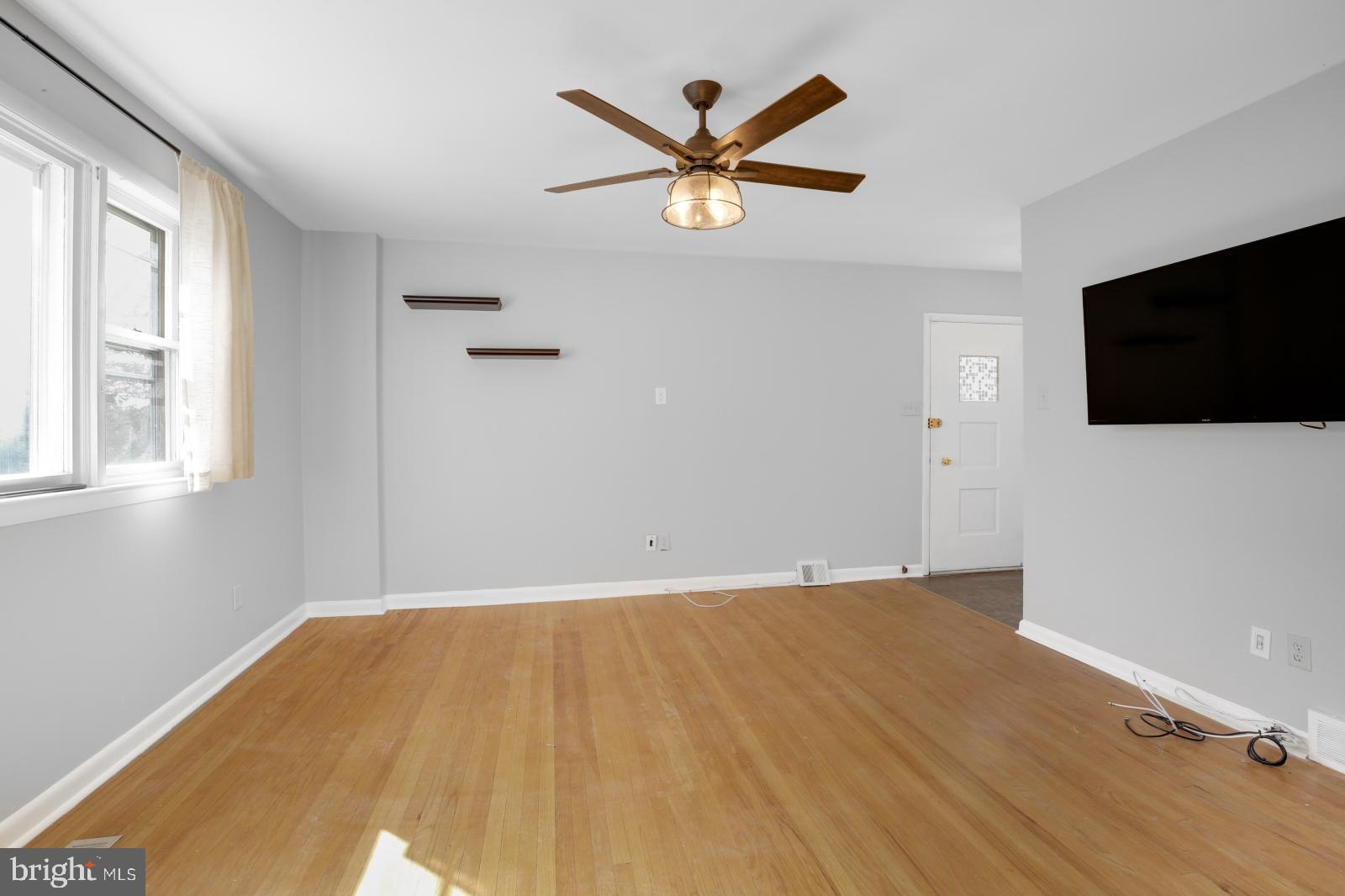 ROXBOROUGH - Residential Lease