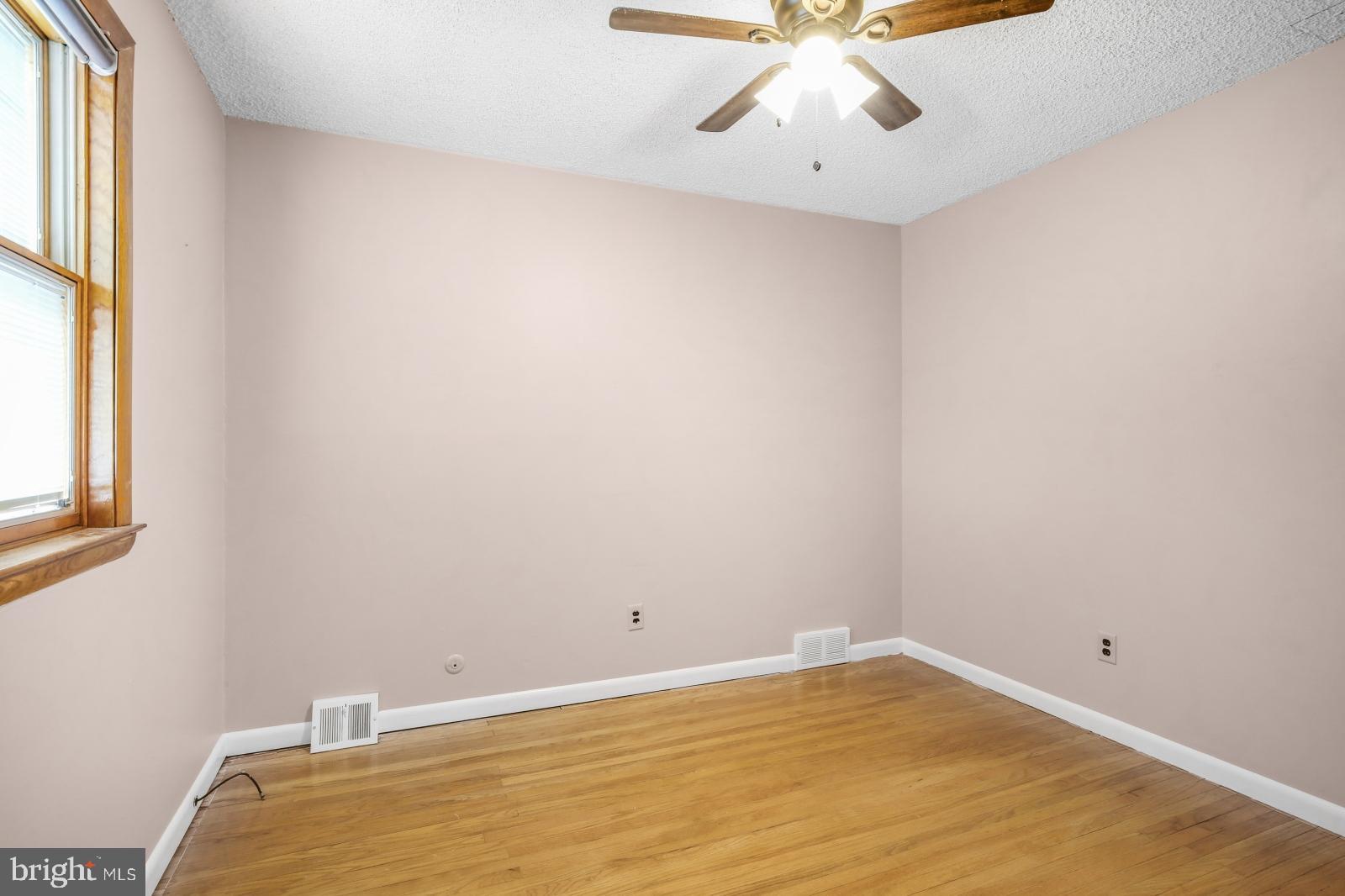 ROXBOROUGH - Residential Lease