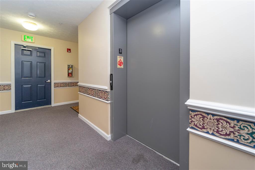 KNOLLWOOD - Residential