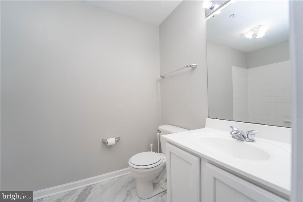 KNOLLWOOD - Residential