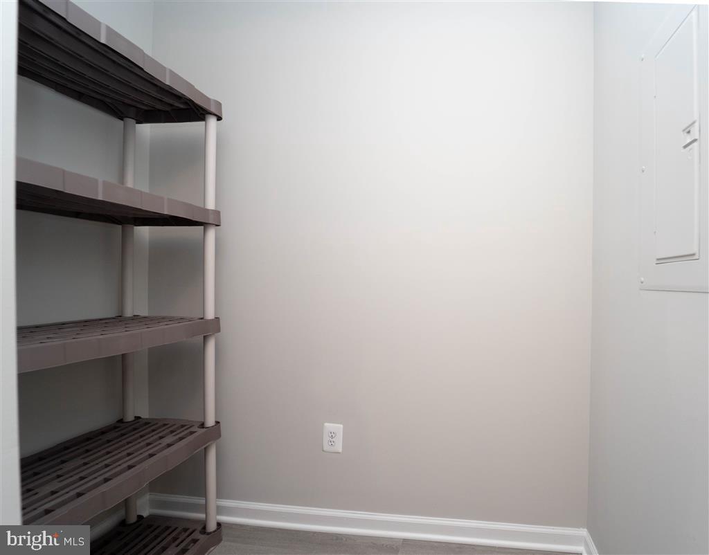 KNOLLWOOD - Residential