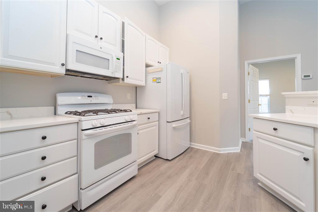 KNOLLWOOD - Residential