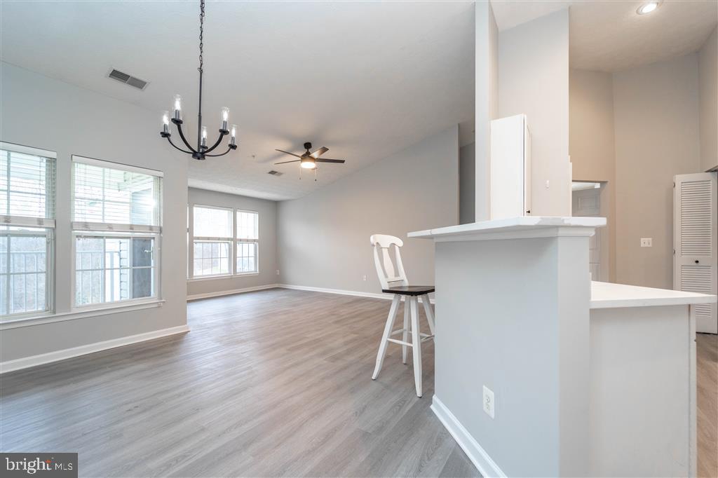 KNOLLWOOD - Residential