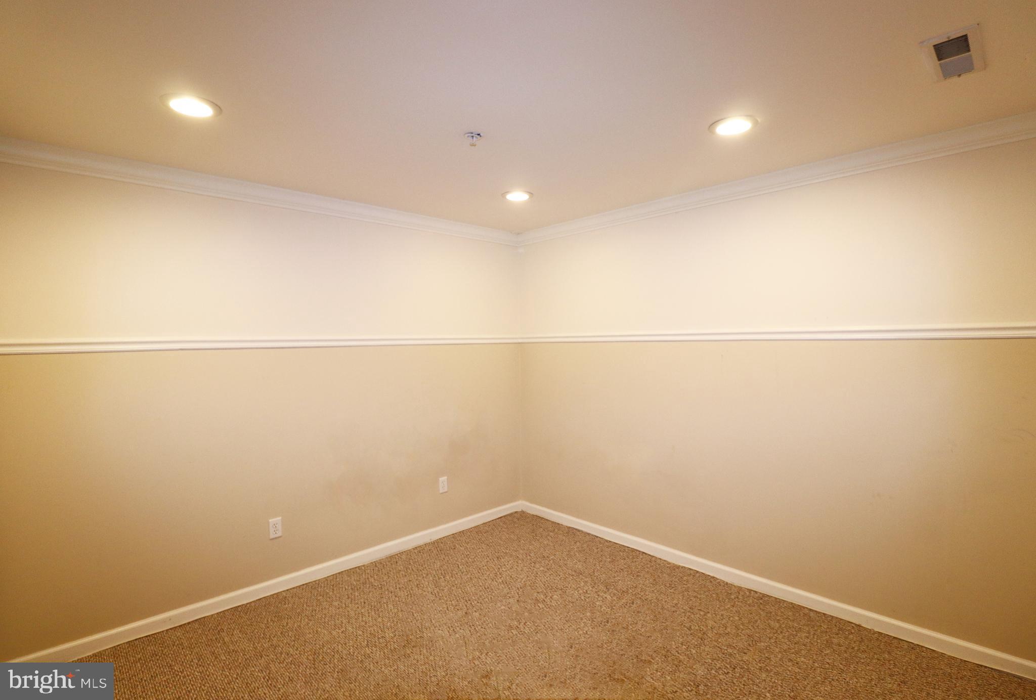 WAVERLY WOODS - Residential Lease