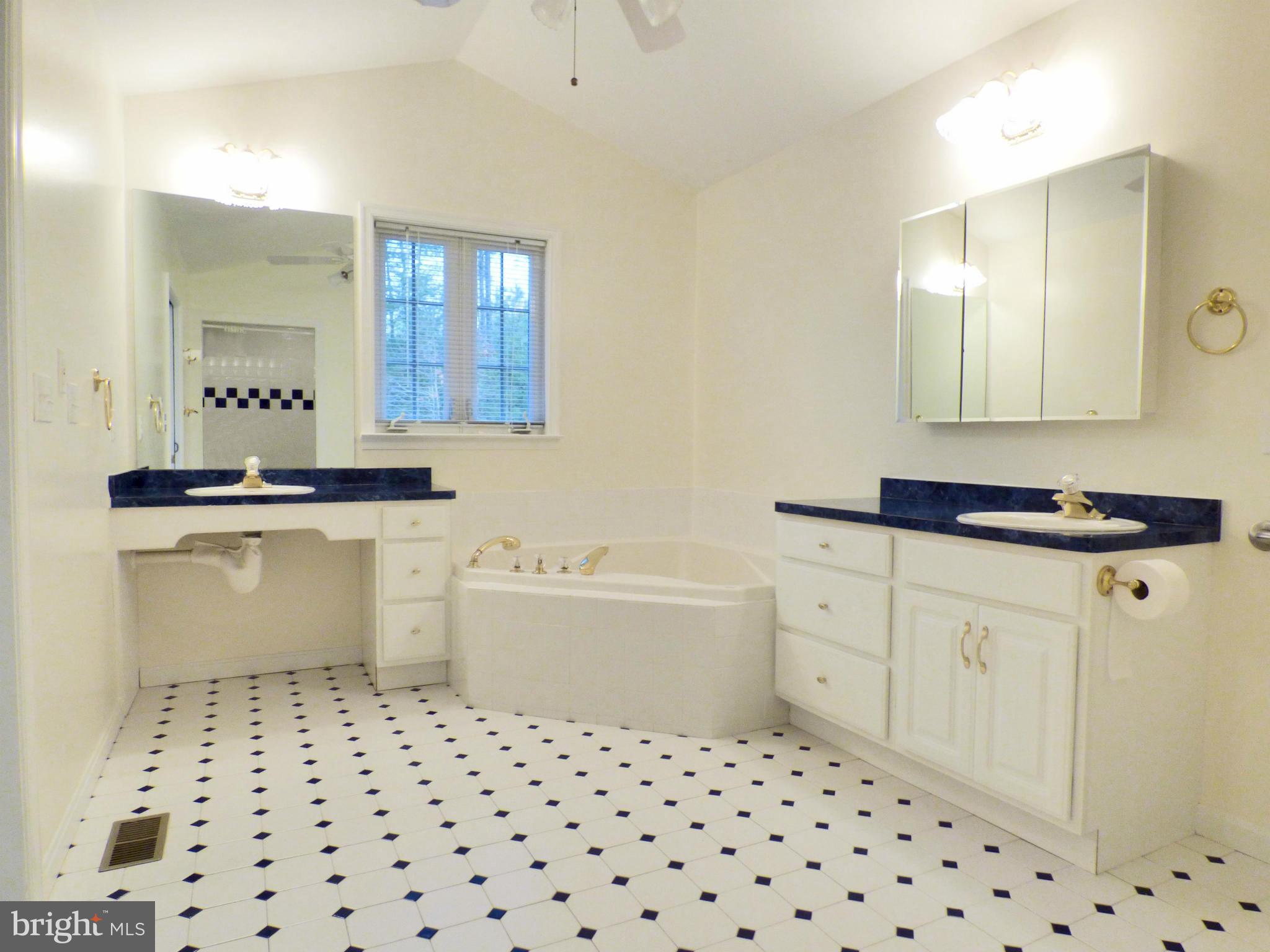 ABERDEEN - Residential Lease