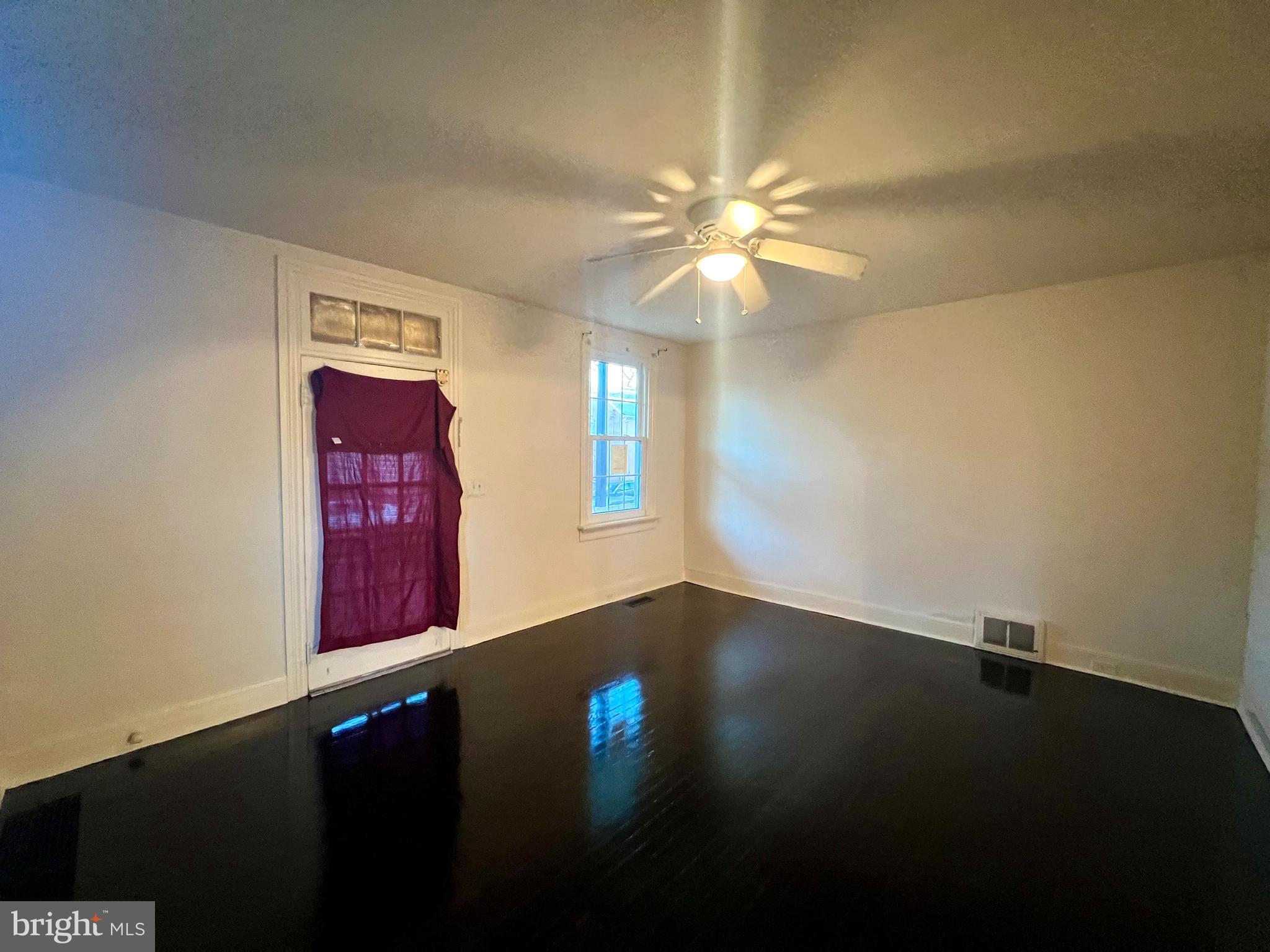 MARTINSBURG CITY - Residential Lease