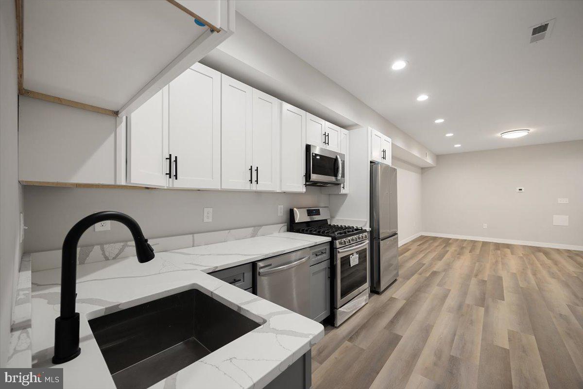 Discover comfortable and luxurious living in Bolton Hill! This beautiful apartment offers modern comforts and security, making it an excellent choice for city living. Step into a stylish kitchen featuring brand-new stainless steel appliances, perfect for cooking and entertaining. Enjoy 24/7 security surveillance, providing peace of mind and a secure environment. Convenience is key with on-site laundry facilities and storage units, ensuring you have everything you need within reach. Located near shopping, dining, and public transportation, this home is perfect for those seeking a blend of comfort and convenience. Don’t miss out—schedule your tour today!