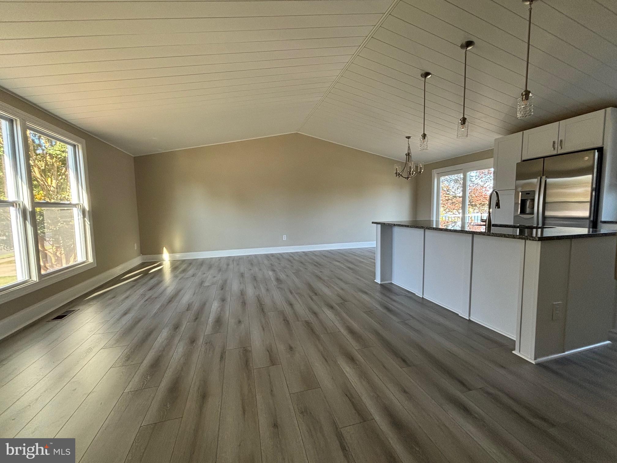 RUMSEY ISLAND - Residential