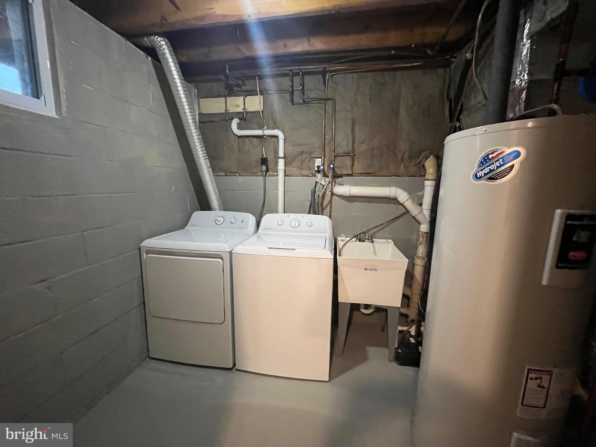 RUMSEY ISLAND - Residential