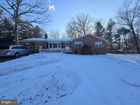 7406 KENNEDY ROAD NOKESVILLE VA 20181