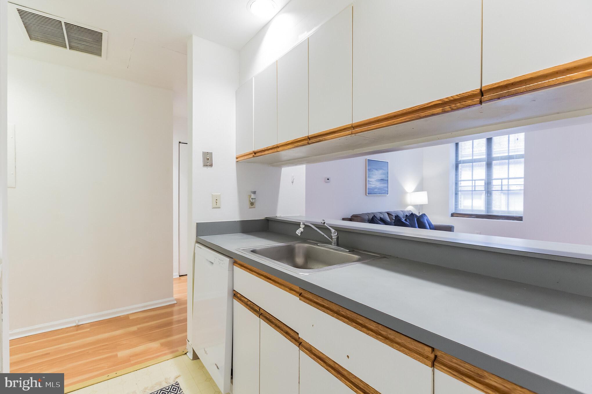 ART MUSEUM AREA - Residential