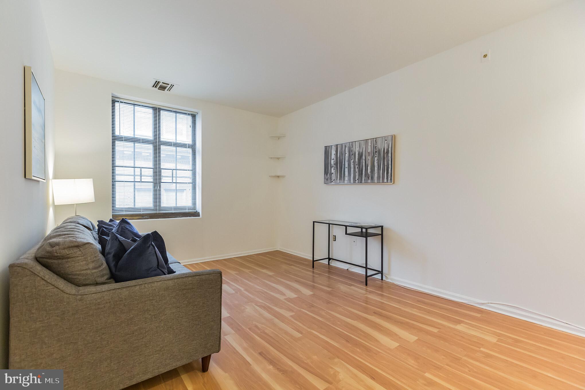 ART MUSEUM AREA - Residential