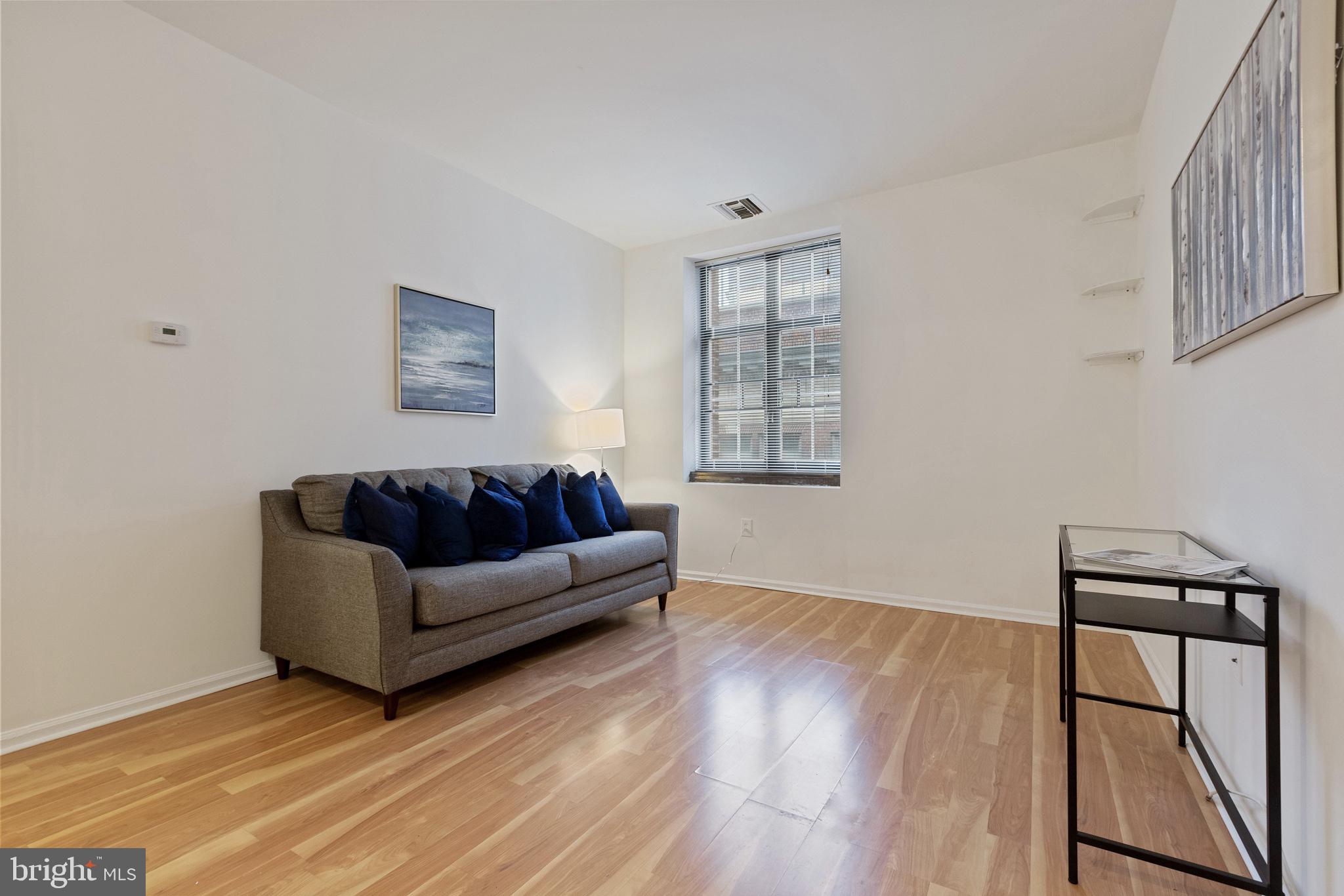 ART MUSEUM AREA - Residential