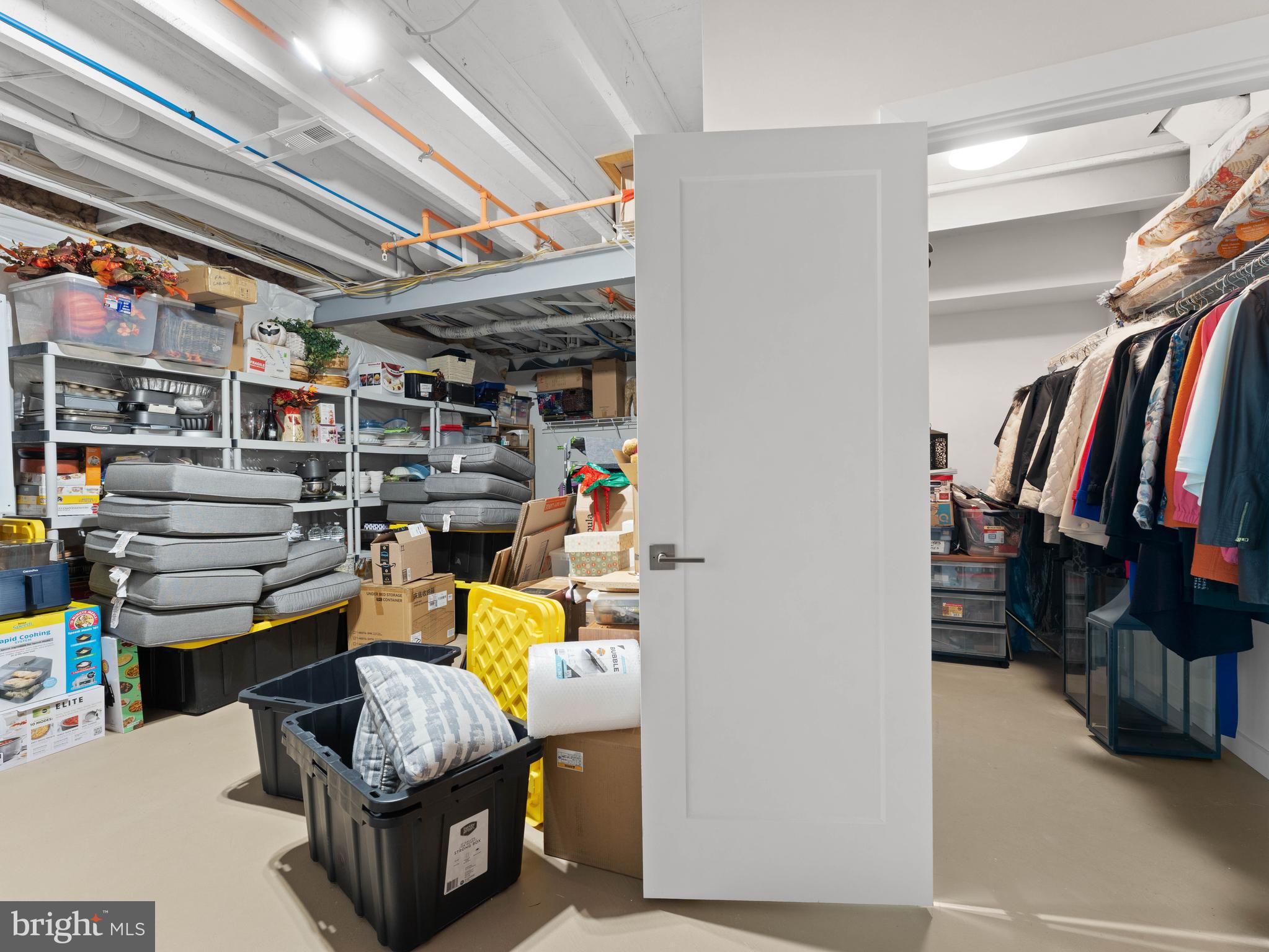 REGENCY AT WATERSIDE - Residential