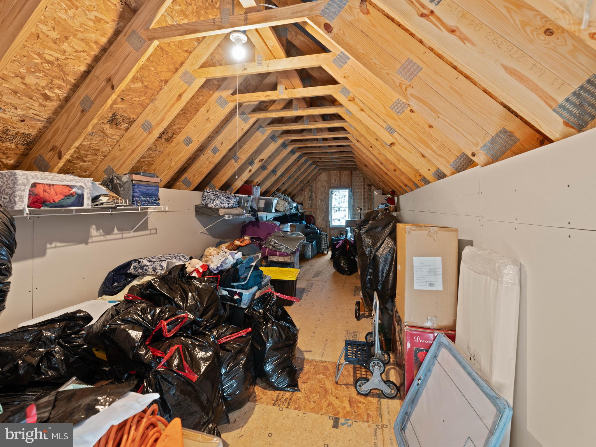 REGENCY AT WATERSIDE - Residential