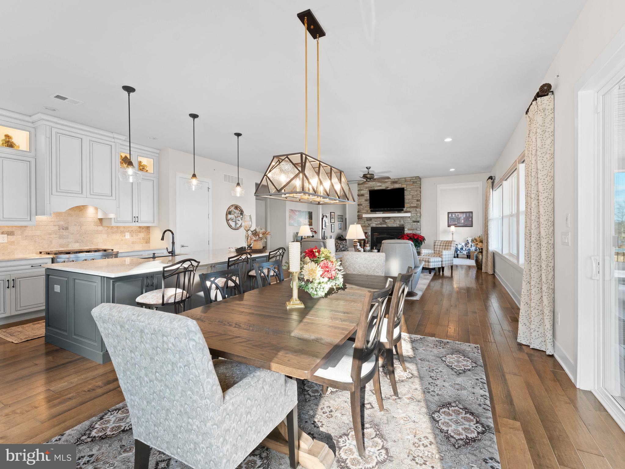 REGENCY AT WATERSIDE - Residential