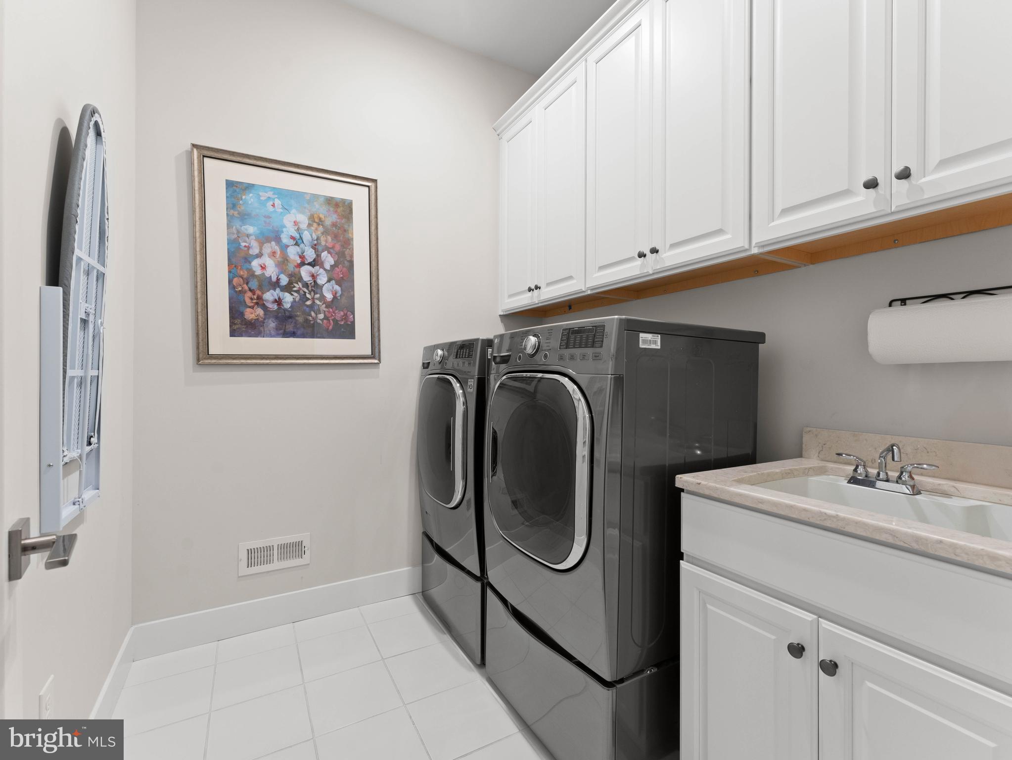 REGENCY AT WATERSIDE - Residential