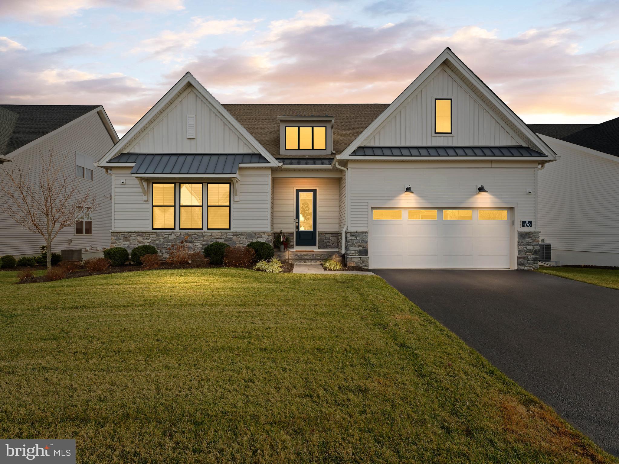 REGENCY AT WATERSIDE - Residential