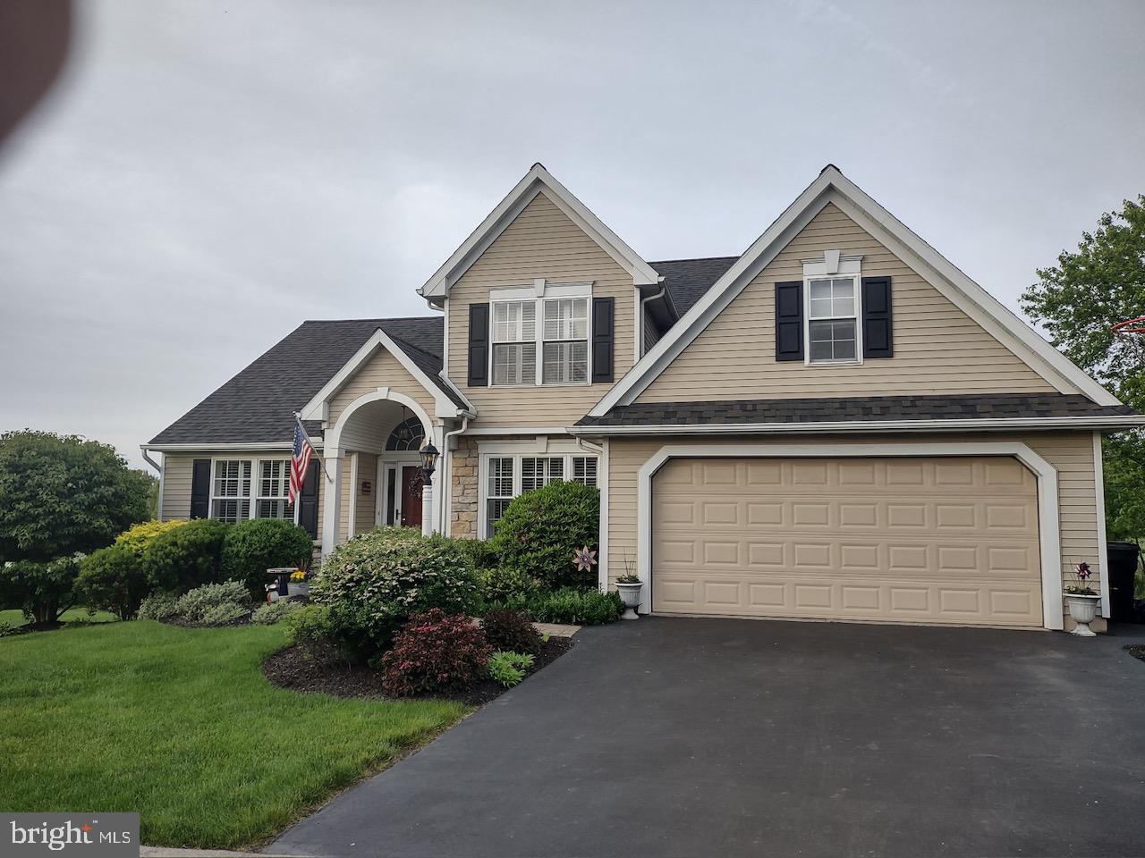 7 RED FOX COURT