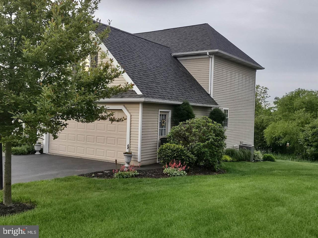7 RED FOX COURT