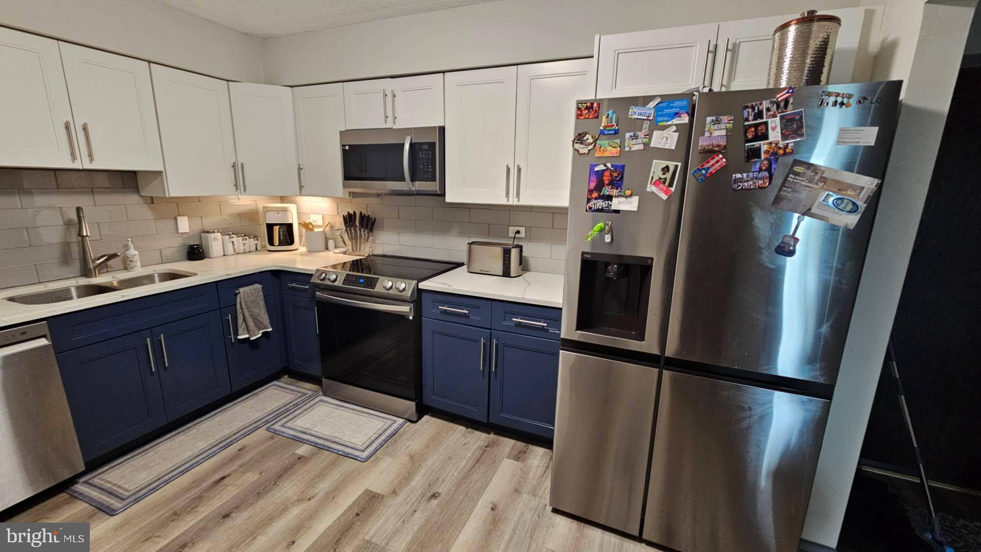 KING OF PRUSSIA - Residential Lease