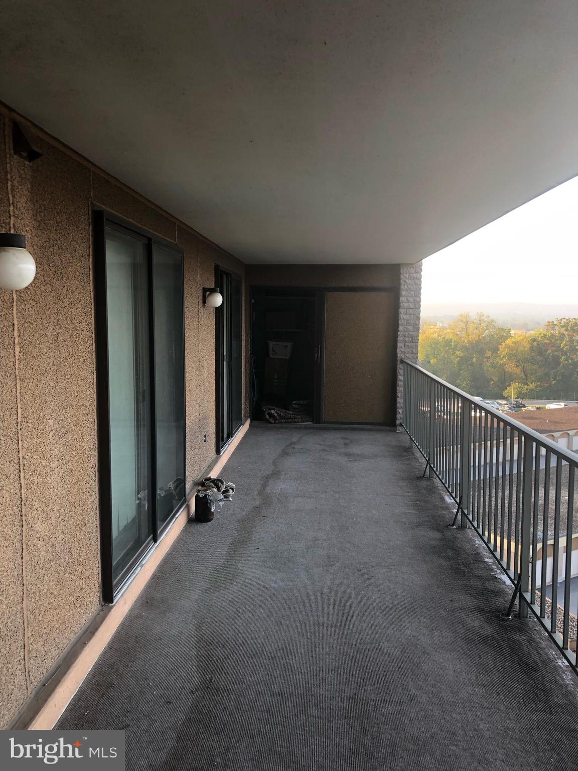 KING OF PRUSSIA - Residential Lease