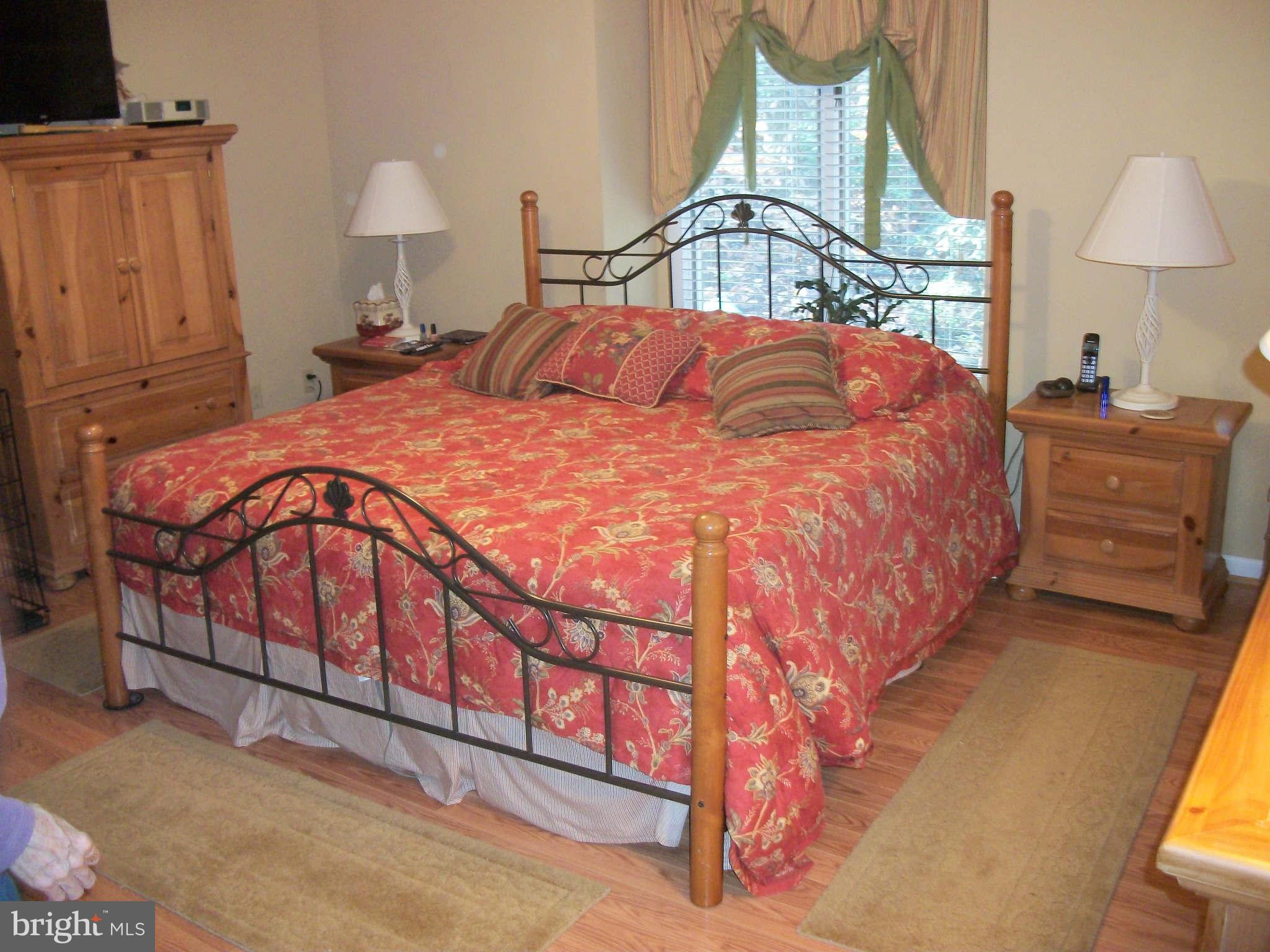 ESPERANZA FARMS - Residential