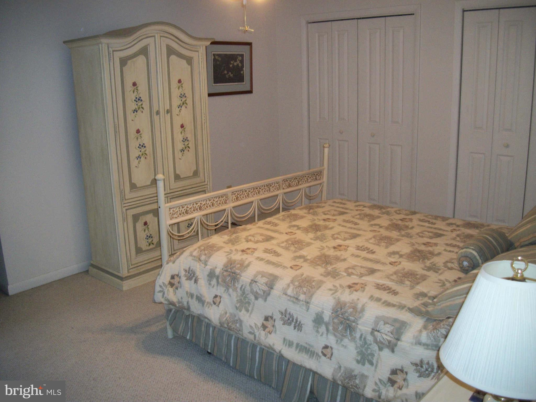 ESPERANZA FARMS - Residential