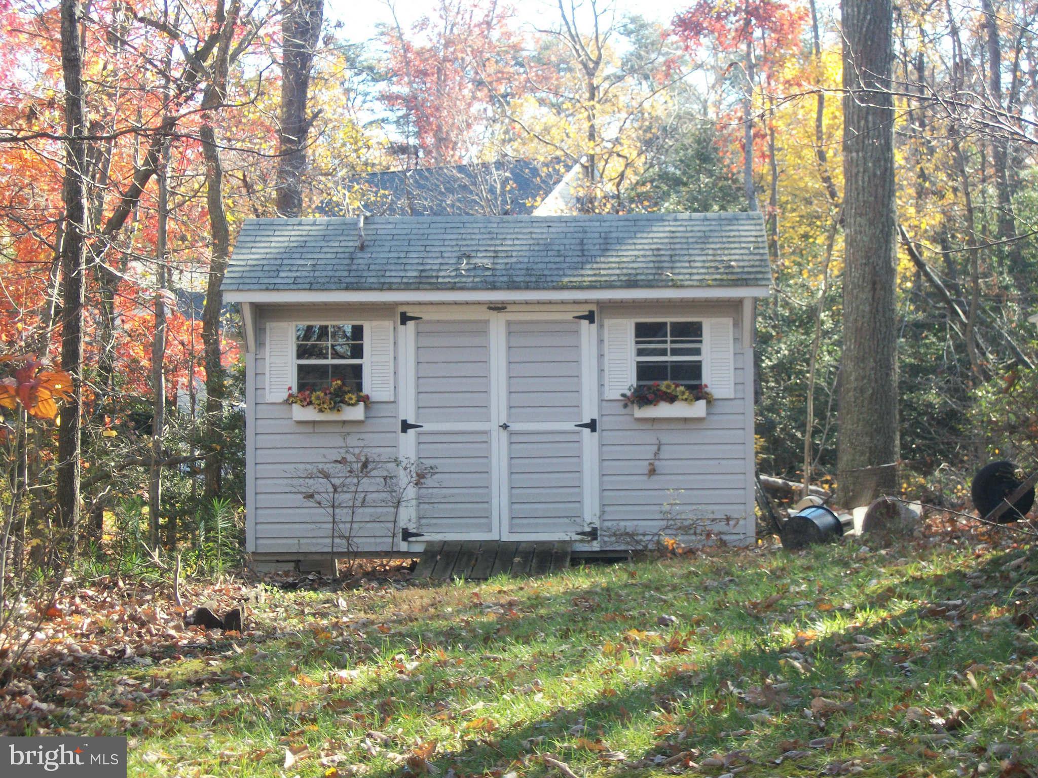 ESPERANZA FARMS - Residential